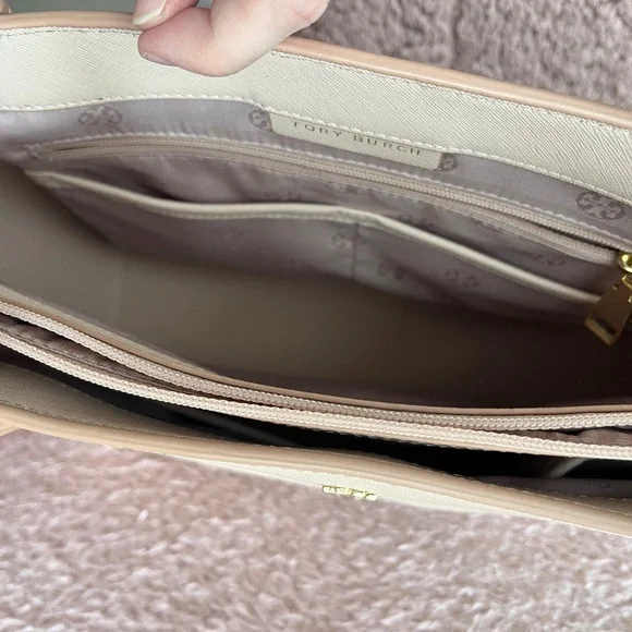 Tory Burch Saffiano Leather Tote/ Light Oak/Excellent Condition - Picture 9 of 16